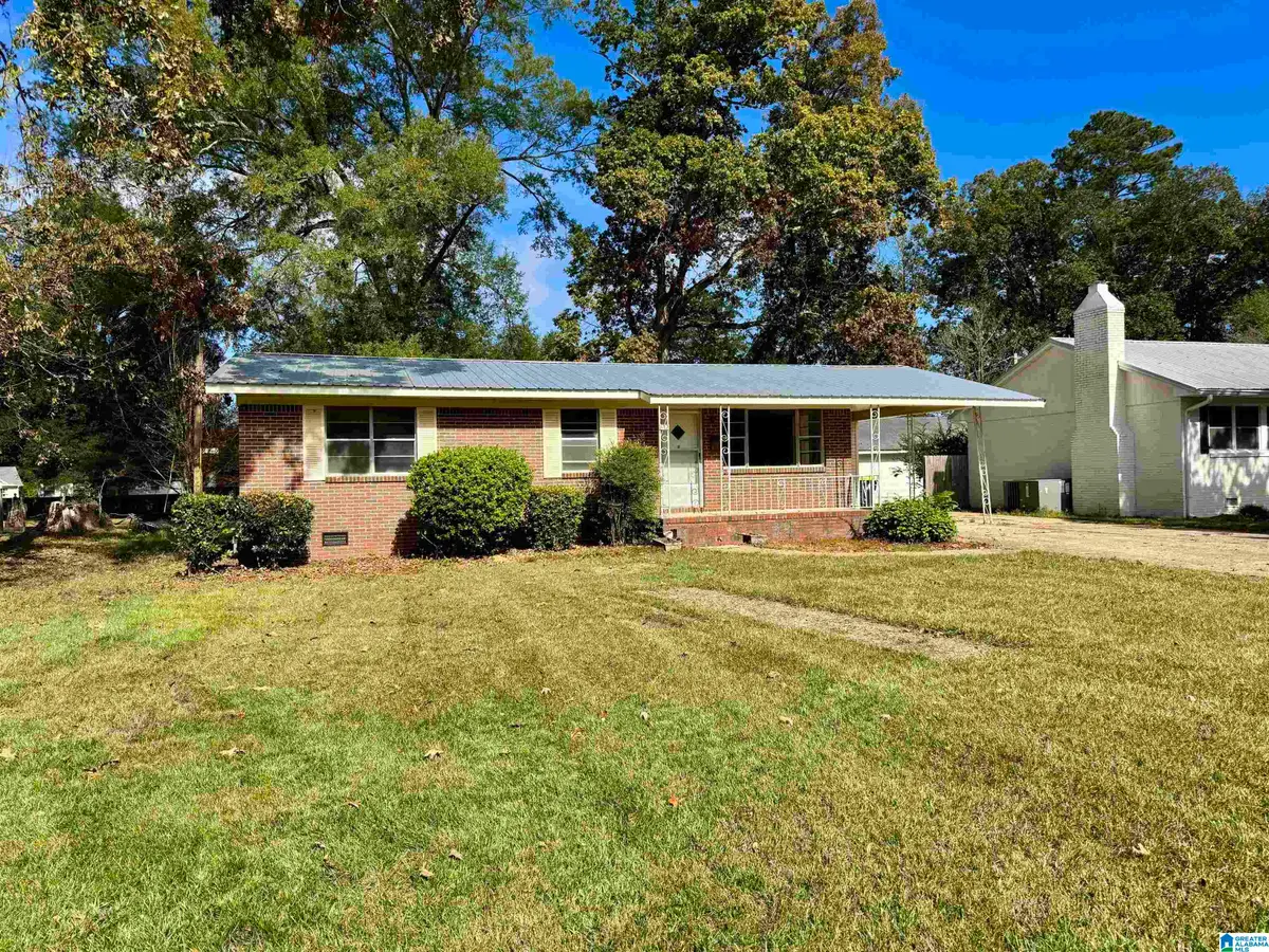 612 W HICKORY STREET, Sylacauga, AL 35150 - Image #1
