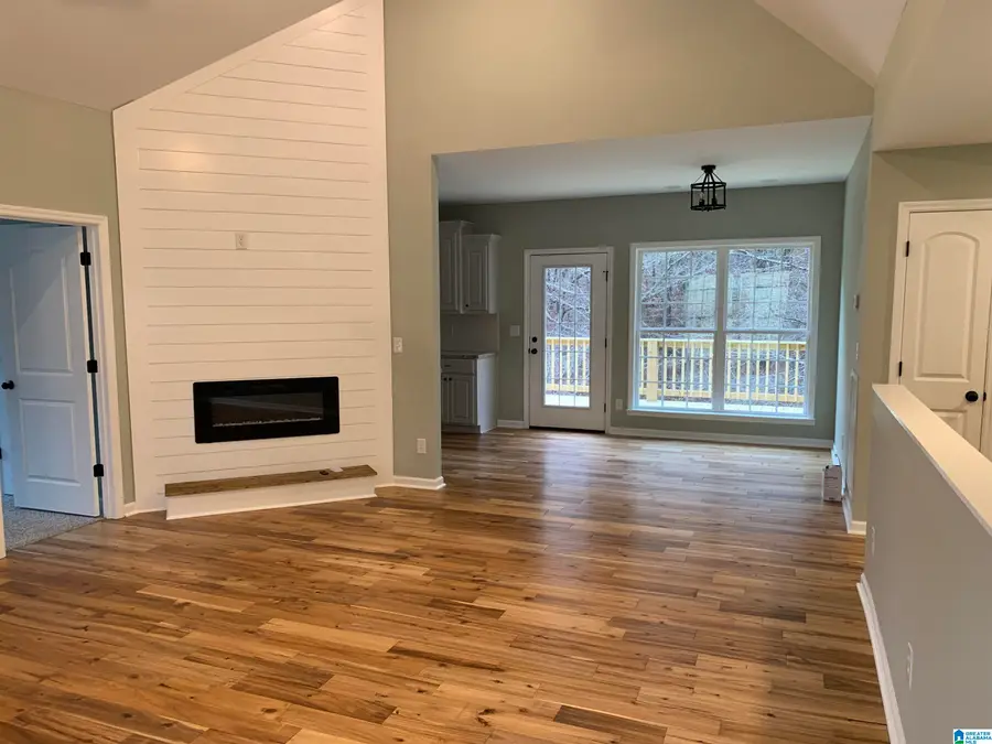 821 LAKESHORE CIRCLE, Warrior, AL 35180 - Image #2