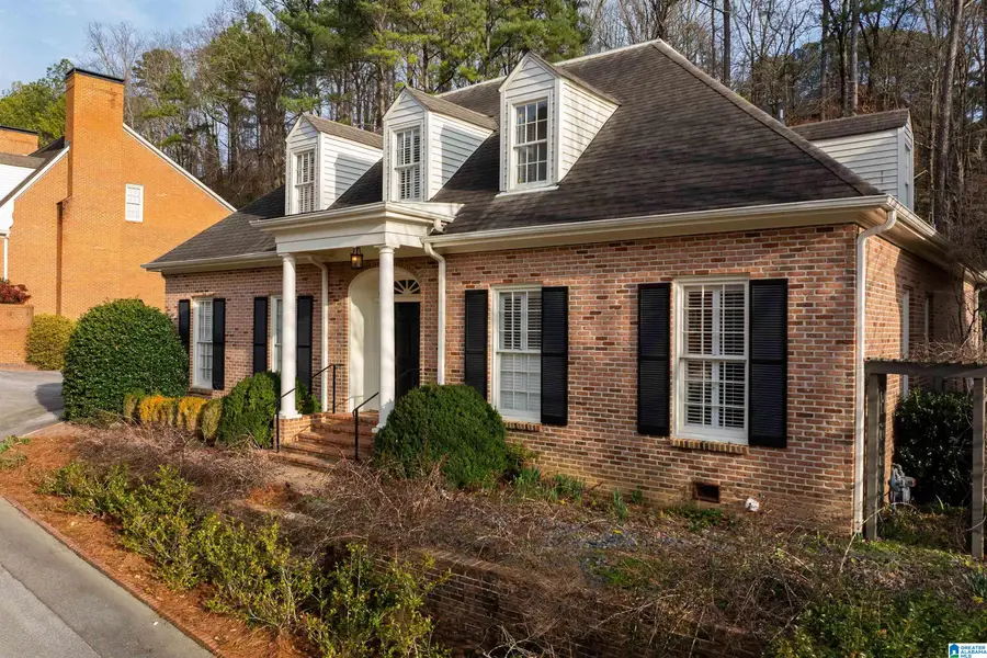 58 CROSS CREEK DRIVE E, Mountain Brook, AL 35213 - #3