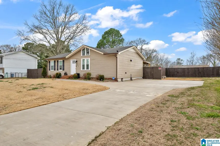 715 CHEROKEE TRAIL, Warrior, AL 35180 - #3