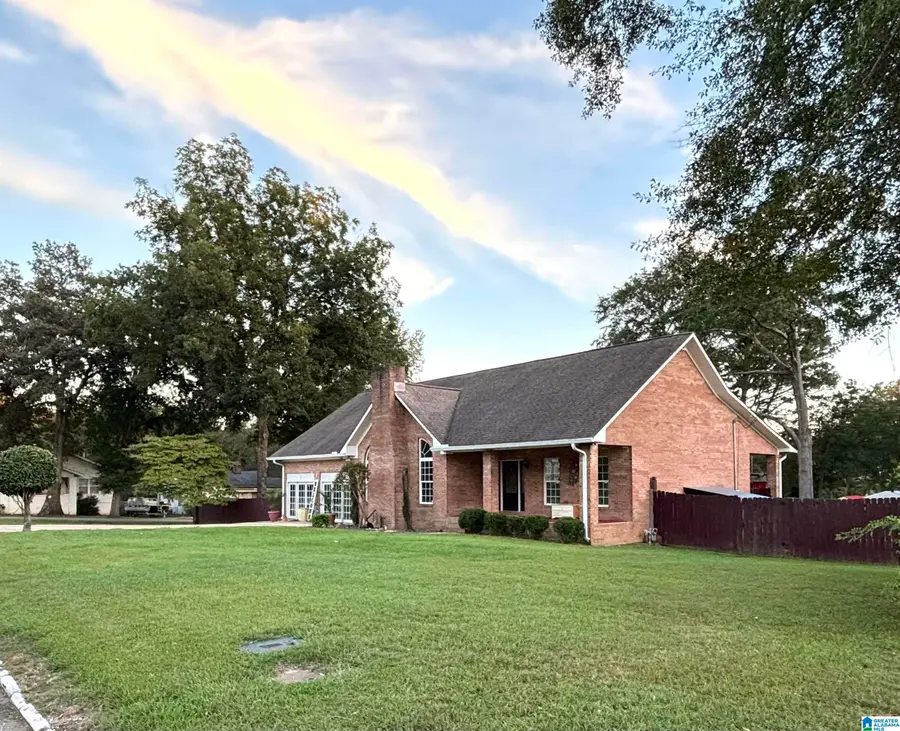 605 E 20TH STREET, Jasper, AL 35501 - #2