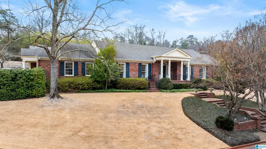 3020 WOODLEIGH ROAD, Mountain Brook, AL 35223 - #2