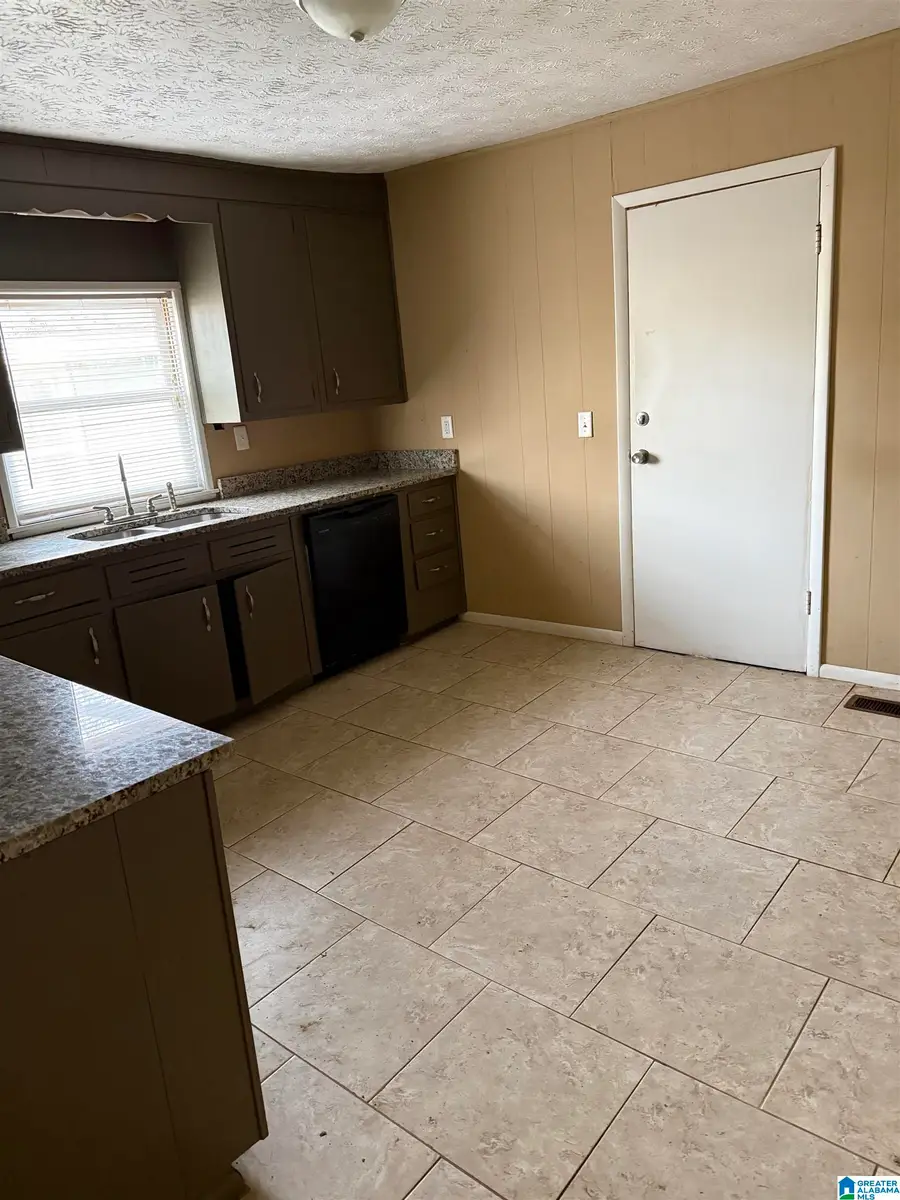 1220 MCCRAVY LANE, Mount Olive, AL 35117 - #3