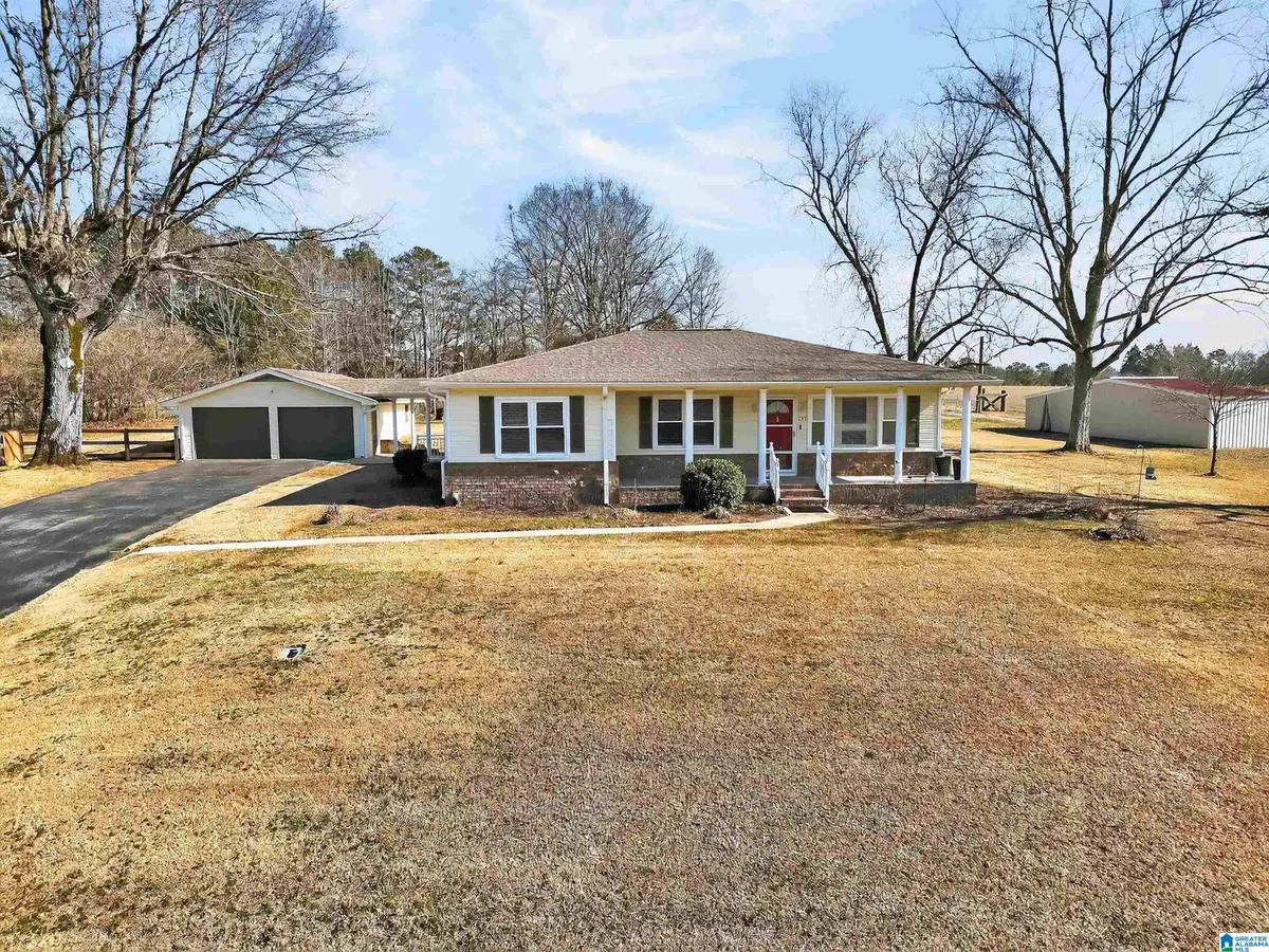 795 COUNTY ROAD 606, Jemison, AL 35085 - #1