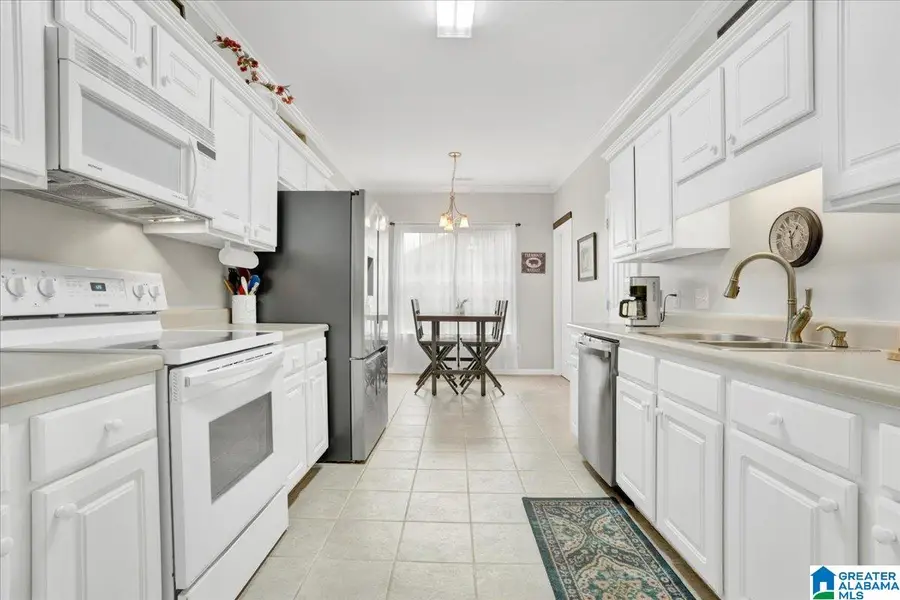 108 HANNAH CIRCLE, Calera, AL 35040 - #3