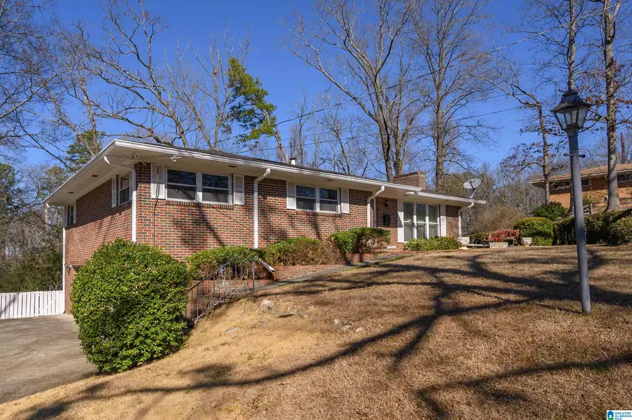 904 WILDWOOD DRIVE, Birmingham, AL 35235 - #2