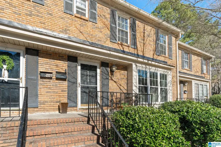 2129 MONTREAT WAY, Vestavia Hills, AL 35216 - #2