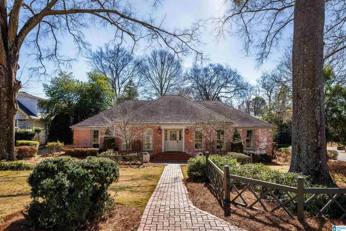 2201 CHANTICLEER LANE, Vestavia Hills, AL 35216 - #1