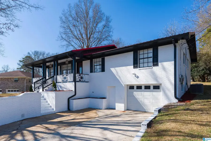 311 OAK CIRCLE, Bessemer, AL 35023 - #3