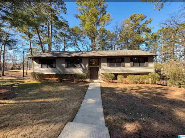 5048 KERRY DOWNS ROAD, Hoover, AL 35242