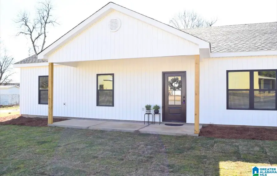 807 16TH AVENUE, Clanton, AL 35045 - #2