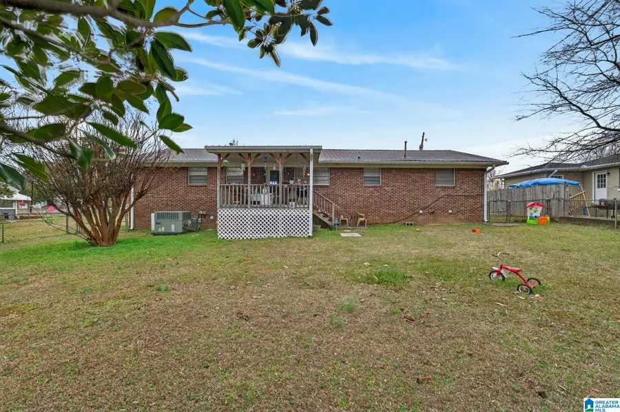 607 7TH AVENUE, Pleasant Grove, AL 35127 - #3