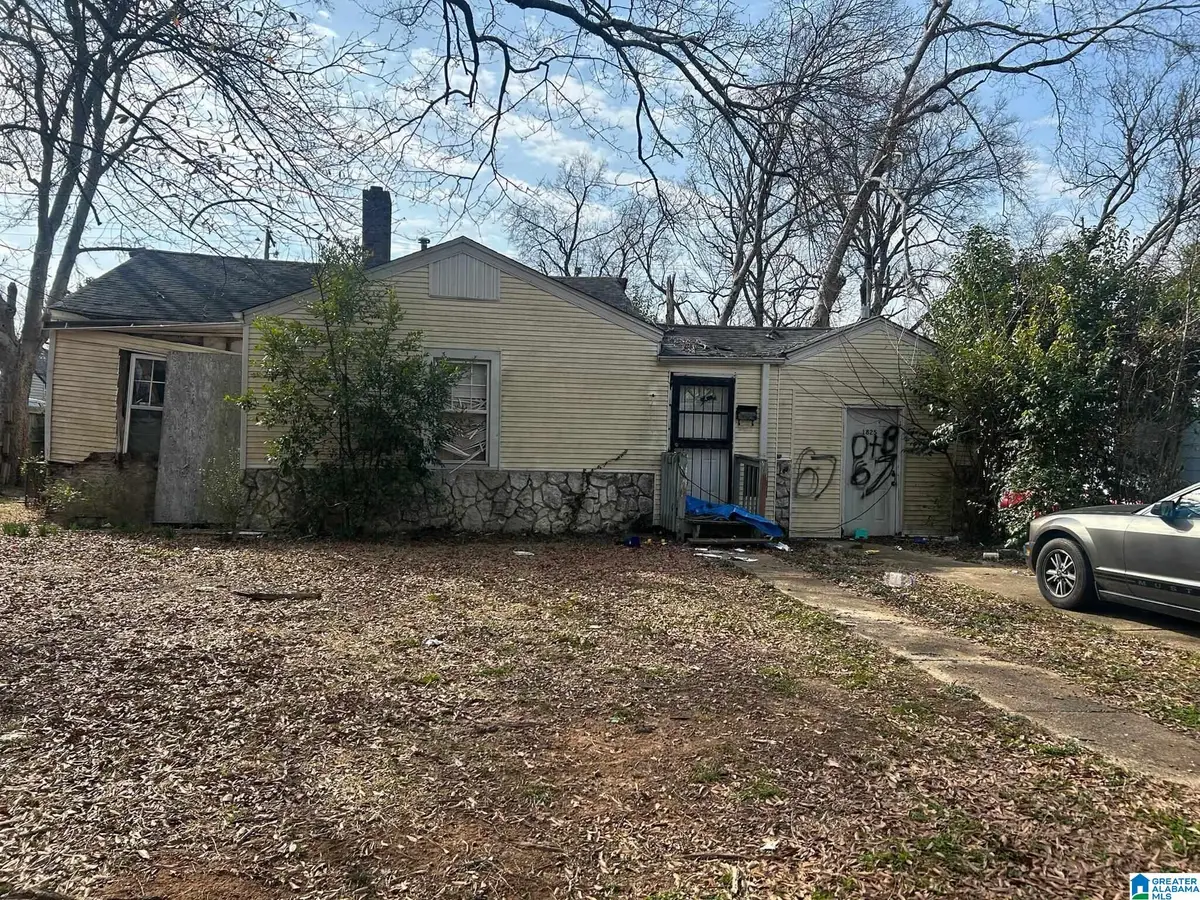 1825 MONROE AVENUE SW, Birmingham, AL 35211 - #1