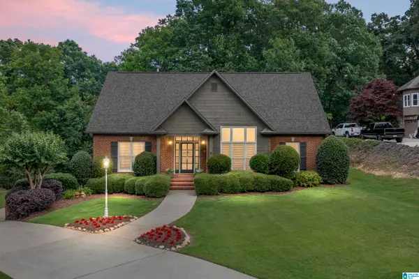 6721 CLEAR CREEK CIRCLE, Trussville, AL 35173
