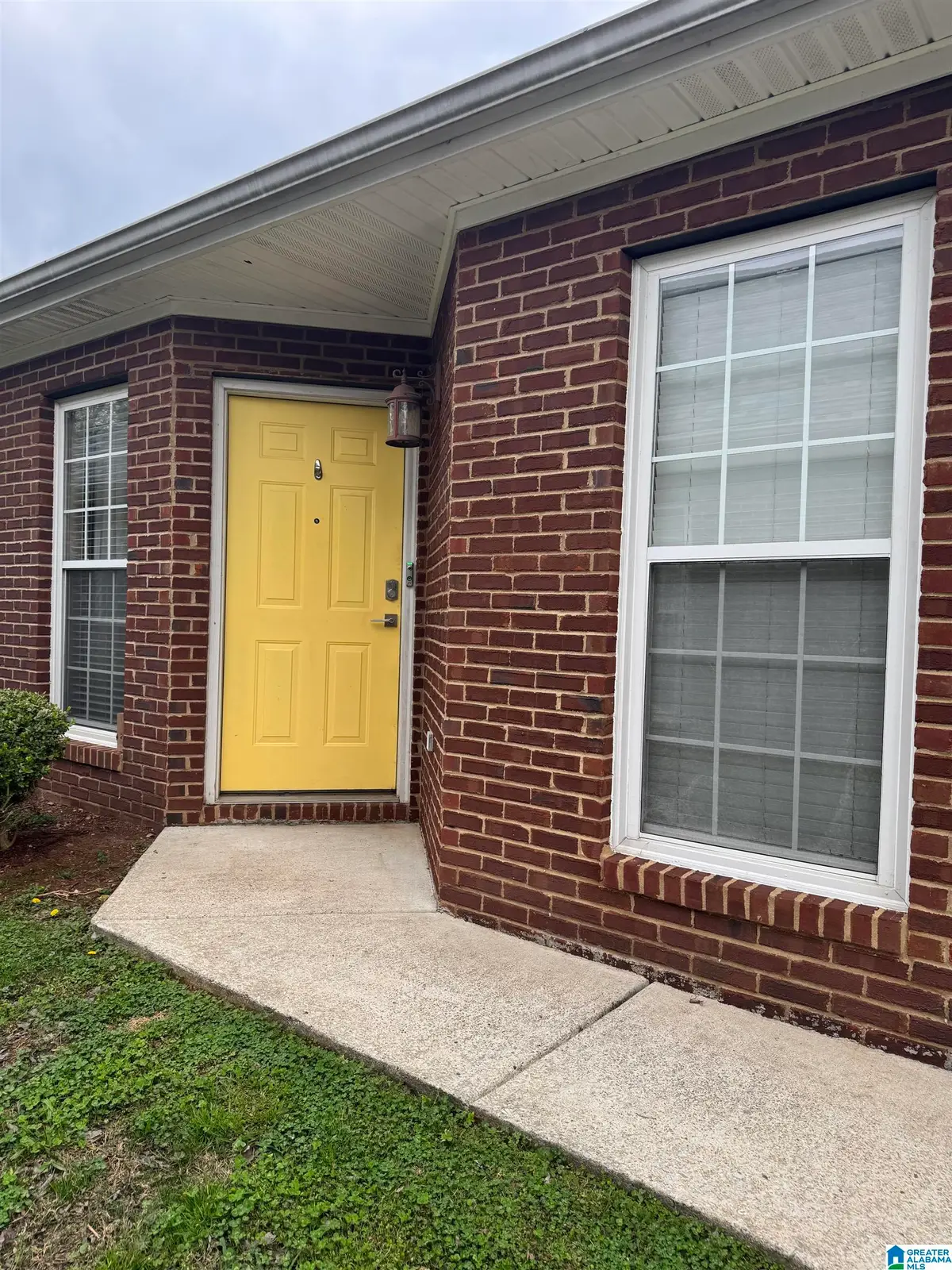 4820 LONGMEADOW LANE, Bessemer, AL 35022 - #1