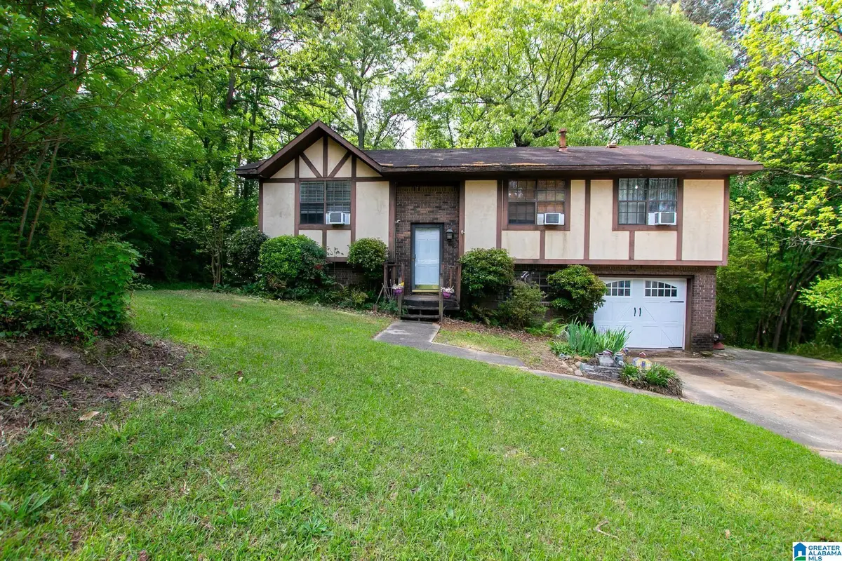 521 FOXFIRE DRIVE, Gardendale, AL 35071 - #1