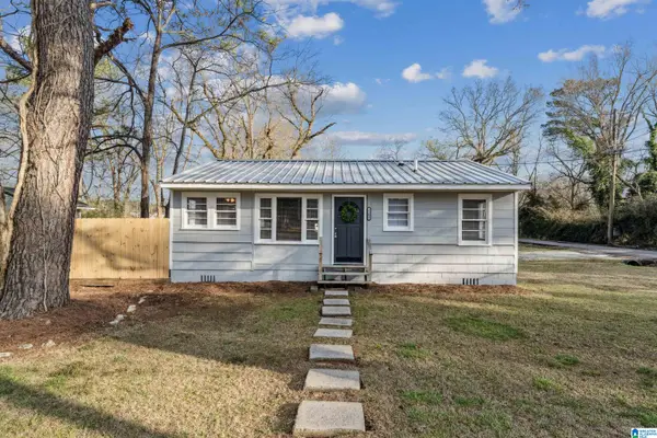 2301 27TH AVENUE N, Hueytown, AL 35023