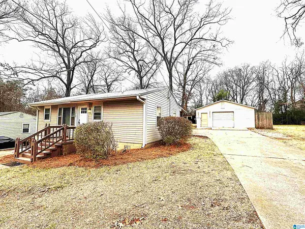 2905 CIRCLE DRIVE, Hueytown, AL 35023