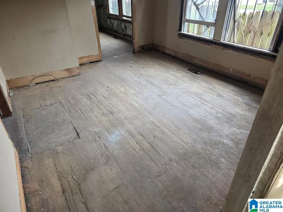 4724 COURT S, Birmingham, AL 35208 - #2