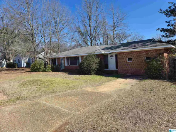 919 UNIVERSITY LANE, Tuscaloosa, AL 35401