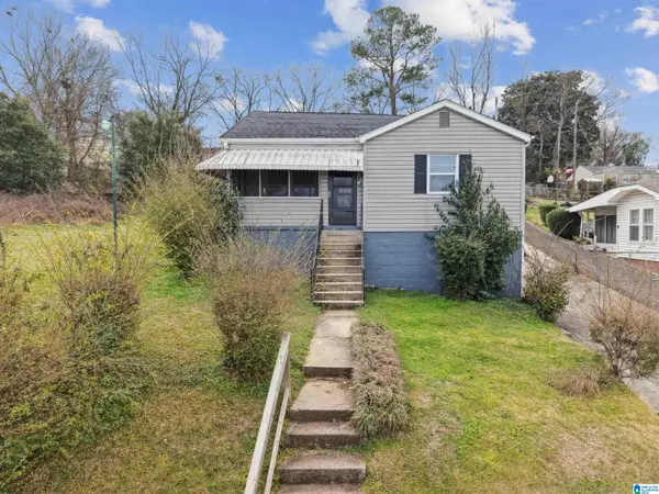 1529 30TH STREET, Birmingham, AL 35218