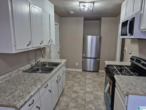 1111 1ST AVENUE N, Bessemer, AL 35020