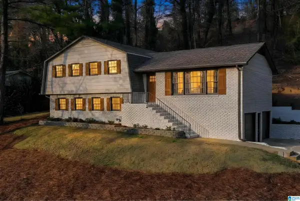 1528 BLIND BROOK LANE, Vestavia hills, AL 35216