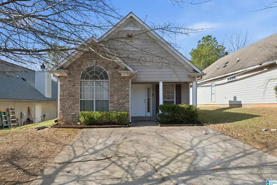 397 CAMDEN COVE CIRCLE, Calera, AL 35040 - #2