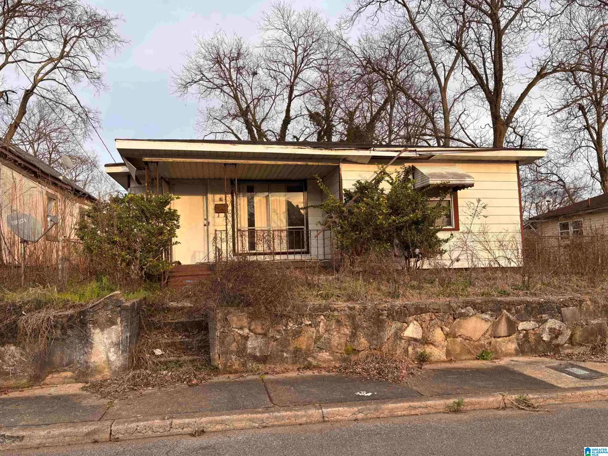 915 19TH PLACE SW, Birmingham, AL 35211 - #1