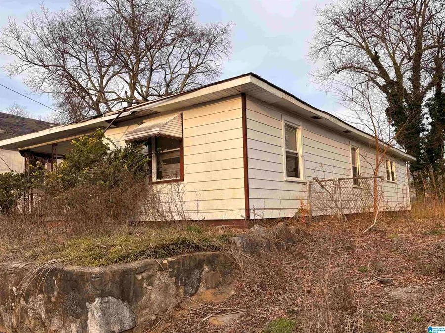 915 19TH PLACE SW, Birmingham, AL 35211 - #2