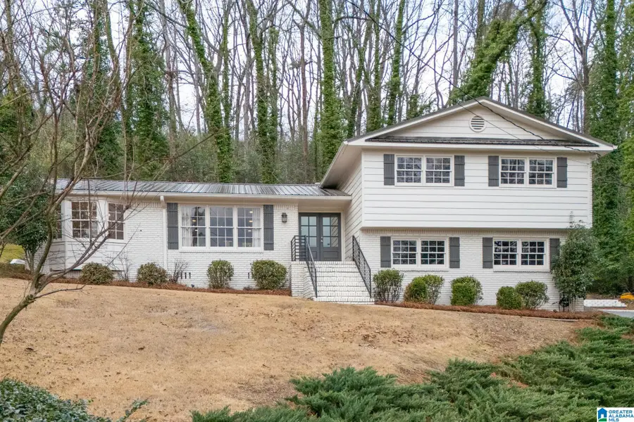 1616 MOSS ROCK ROAD, Hoover, AL 35226 - #3