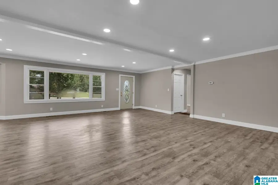 301 W RIDGEWOOD ROAD, Jasper, AL 35504 - #3