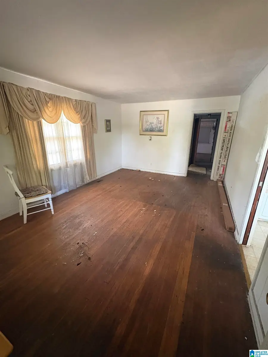 1524 ELM STREET SW, Birmingham, AL 35211 - #3
