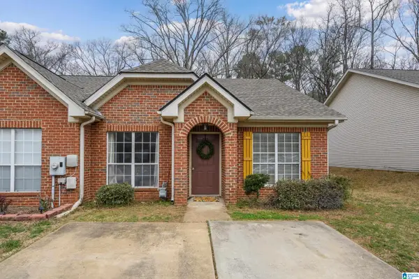 2785 SOUTHWOOD LANE, Bessemer, AL 35022