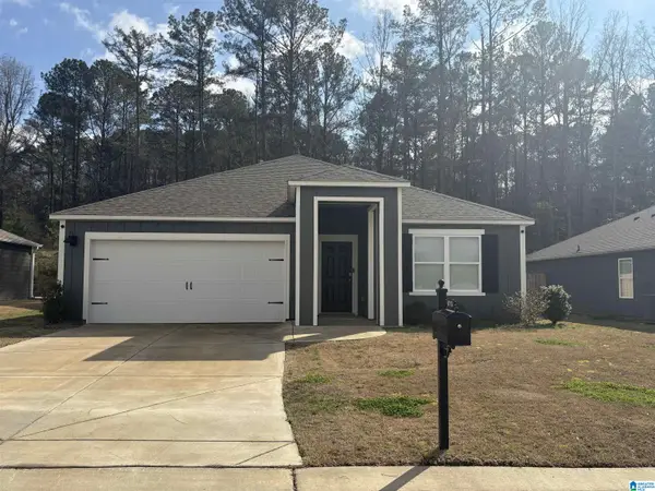 6713 NEWBRIDGE COVE, Bessemer, AL 35022
