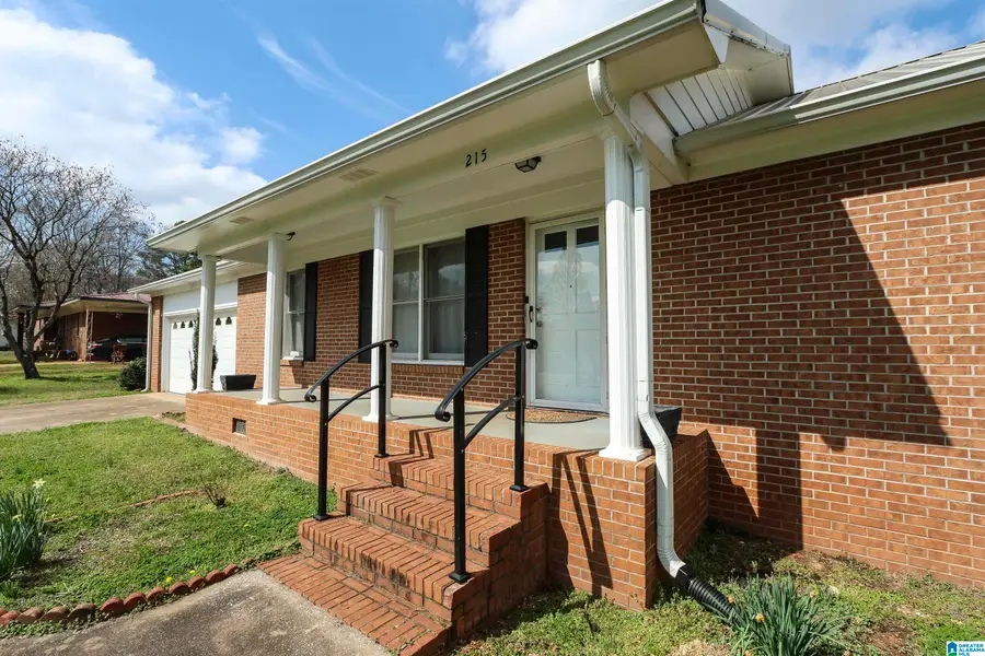 215 MAINE STREET, Talladega, AL 35160 - #3