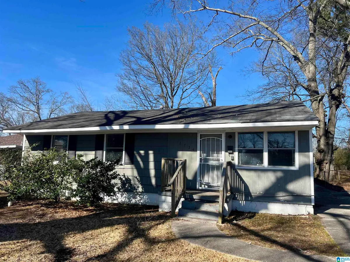 2724 LEE AVENUE SW, Birmingham, AL 35211 - #1
