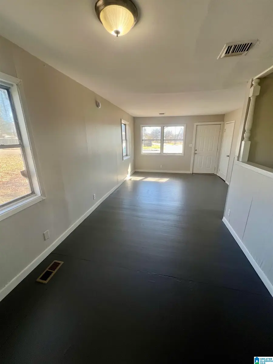 2724 LEE AVENUE SW, Birmingham, AL 35211 - #3