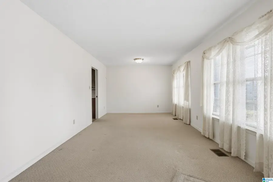 2018 KENDRICK DRIVE, Gardendale, AL 35071 - #3