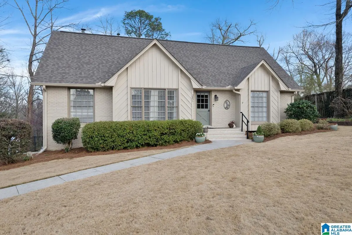 3851 WOOTEN DRIVE, Vestavia Hills, AL 35243 - #1