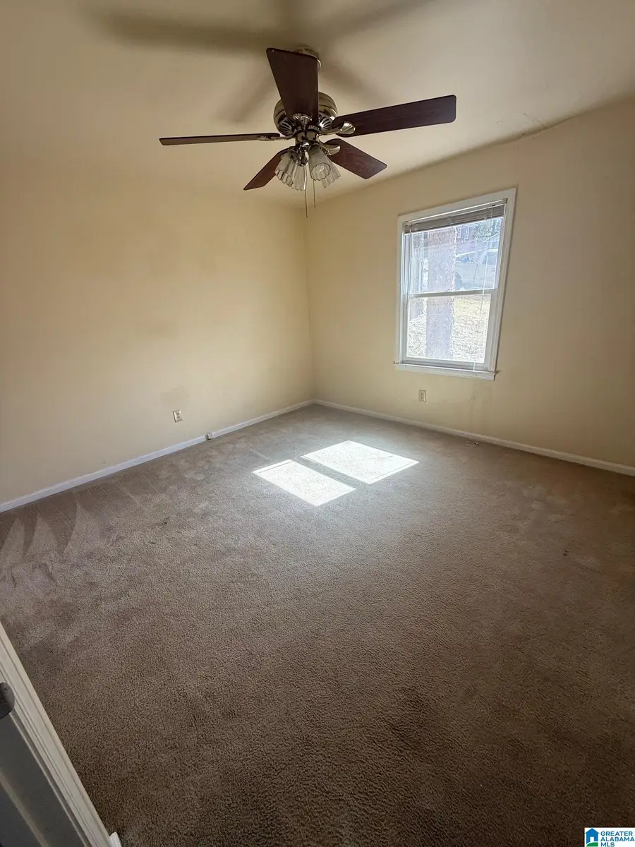 944 RIDGEWOOD CIRCLE, Birmingham, AL 35235 - #2