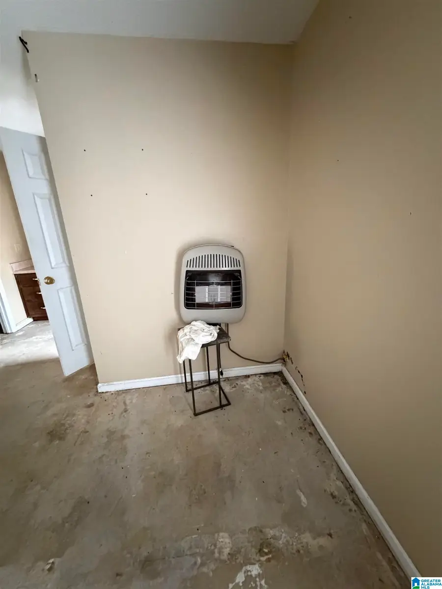 512 7TH AVENUE E, Oneonta, AL 35121 - #2