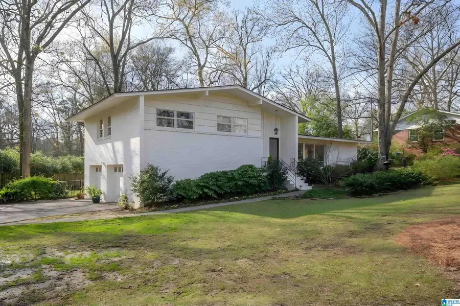 2716 SOUTHVIEW TERRACE, Vestavia Hills, AL 35216 - #2