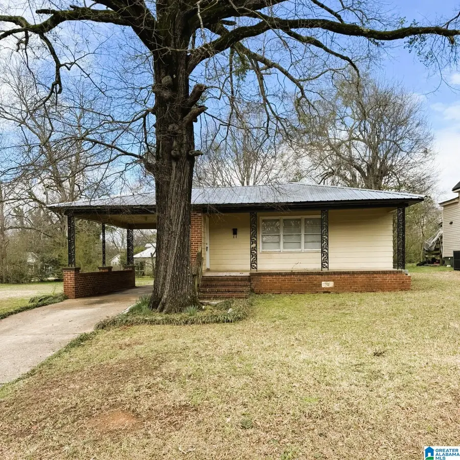 400 E 4TH STREET, Sylacauga, AL 35150 - #2
