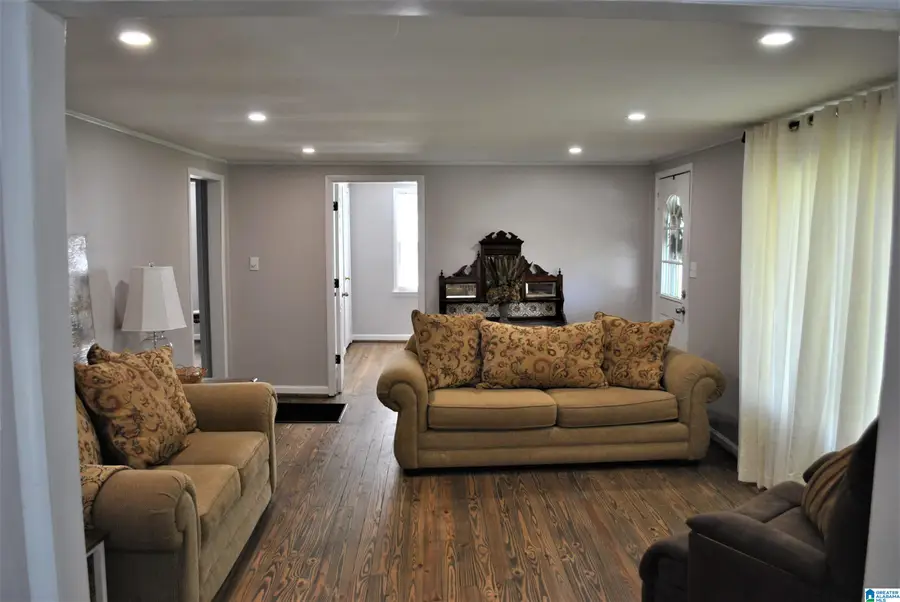 2114 NIXON DRIVE SE, Bessemer, AL 35022 - #2