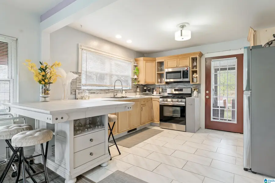 1135 BERRY STREET, Leeds, AL 35094 - #2