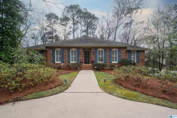 843 WILLOW OAK DRIVE, Hoover, AL 35244