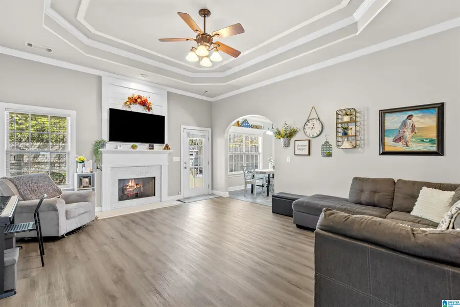 2068 HIGHVIEW WAY, Calera, AL 35040 - #2