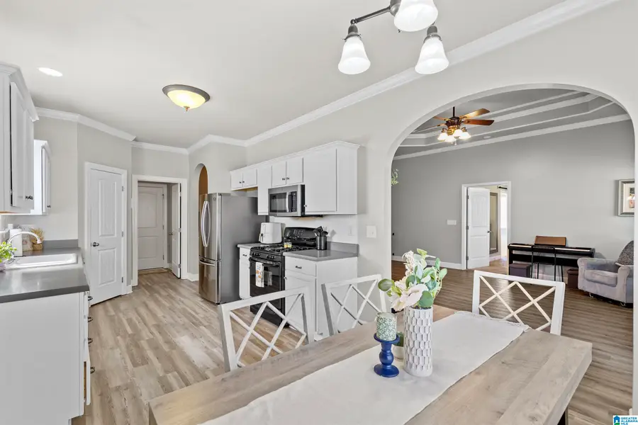 2068 HIGHVIEW WAY, Calera, AL 35040 - #3