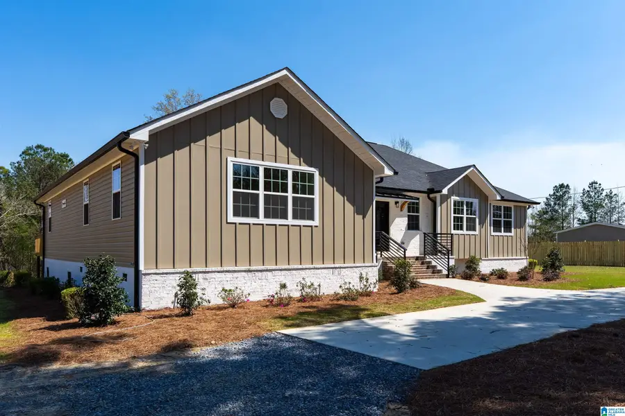 575 BROWN ROAD, Sylacauga, AL 35150 - #3